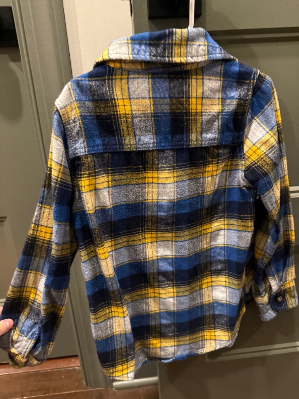 Boys OshKosh flannel size 7